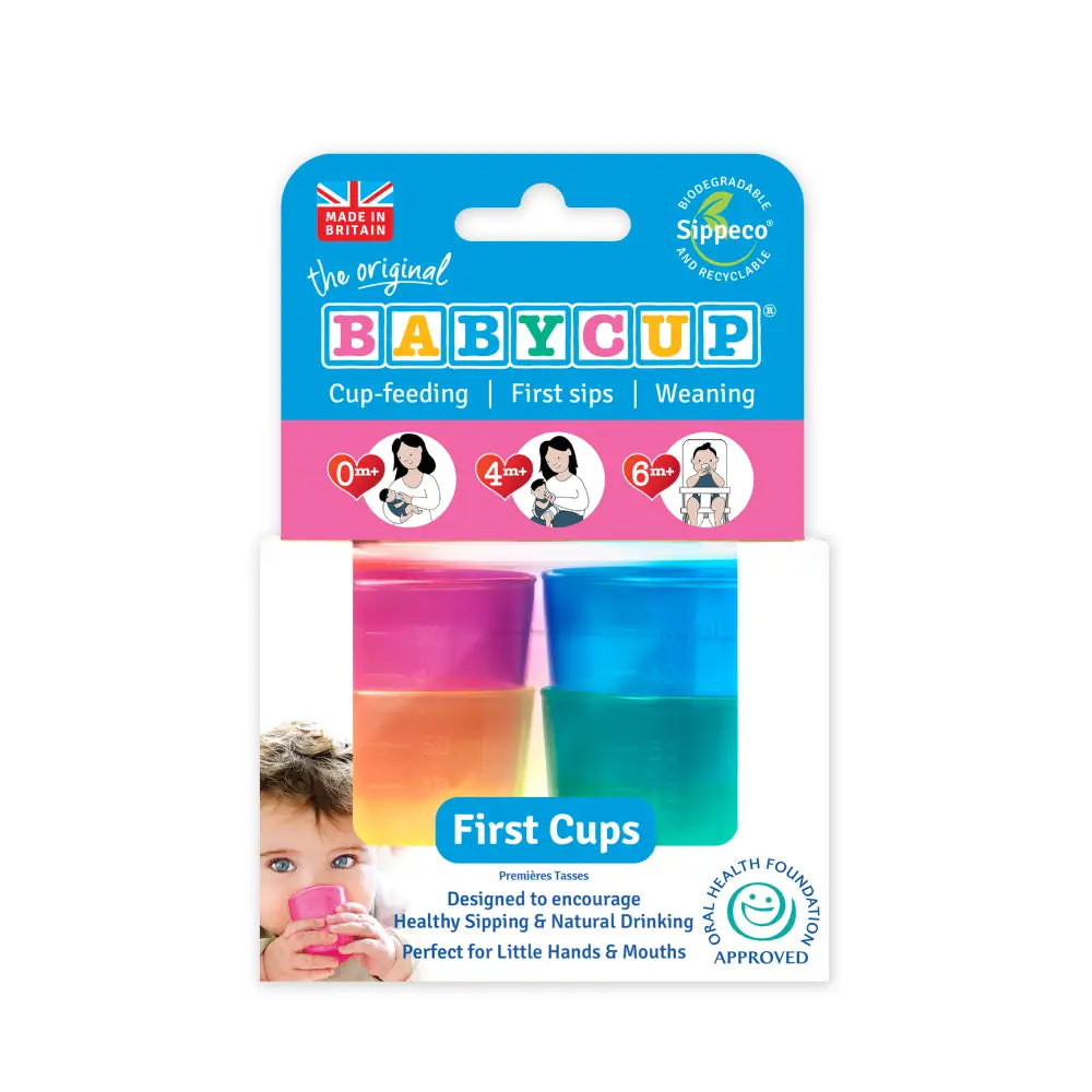 Fotografía del pack de 4 vasos Babycup multicolor en su paquete original.